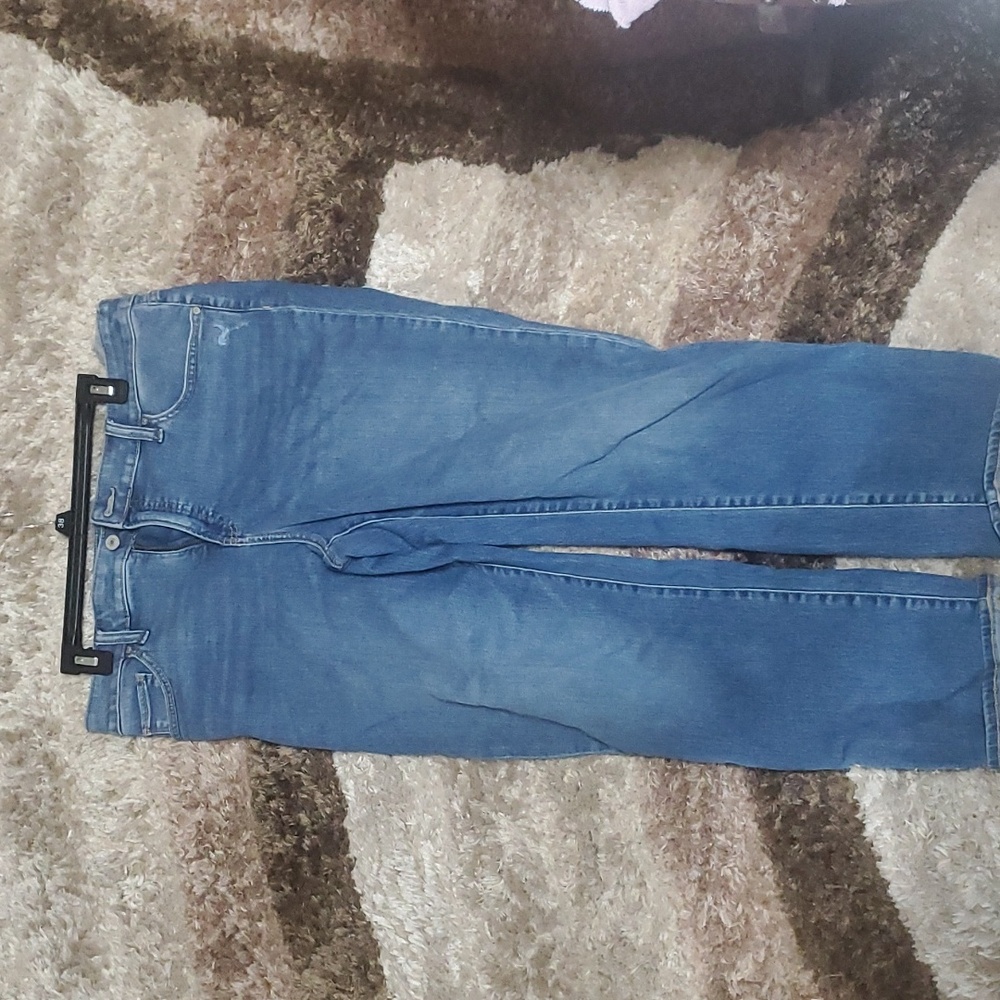 Chicos So Slimming Slim Leg Crop